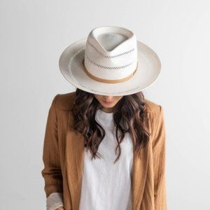 Size XS Gigi Pip Arlo with Tan Band